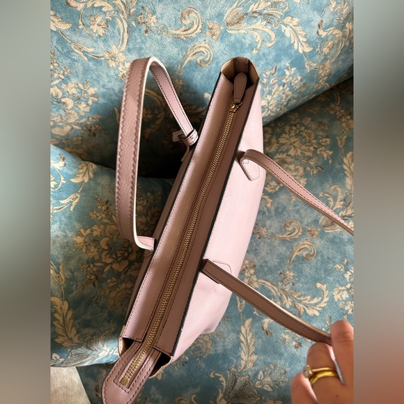 Vintage Burberry tote bag. Used . Size medium - Picture 4 of 13